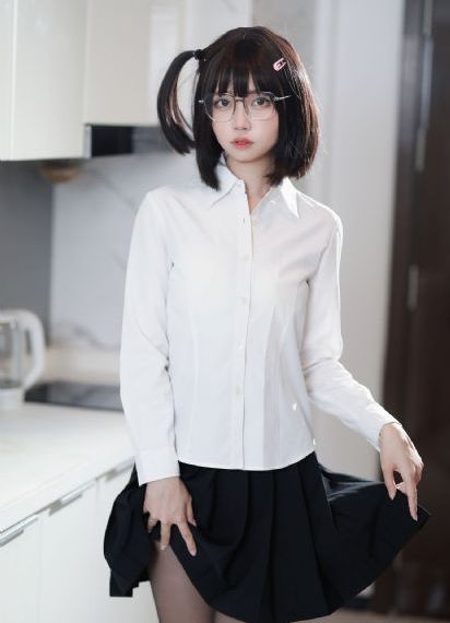 皓衣行